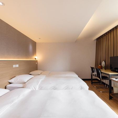 New World Hotel Taipei Exterior foto